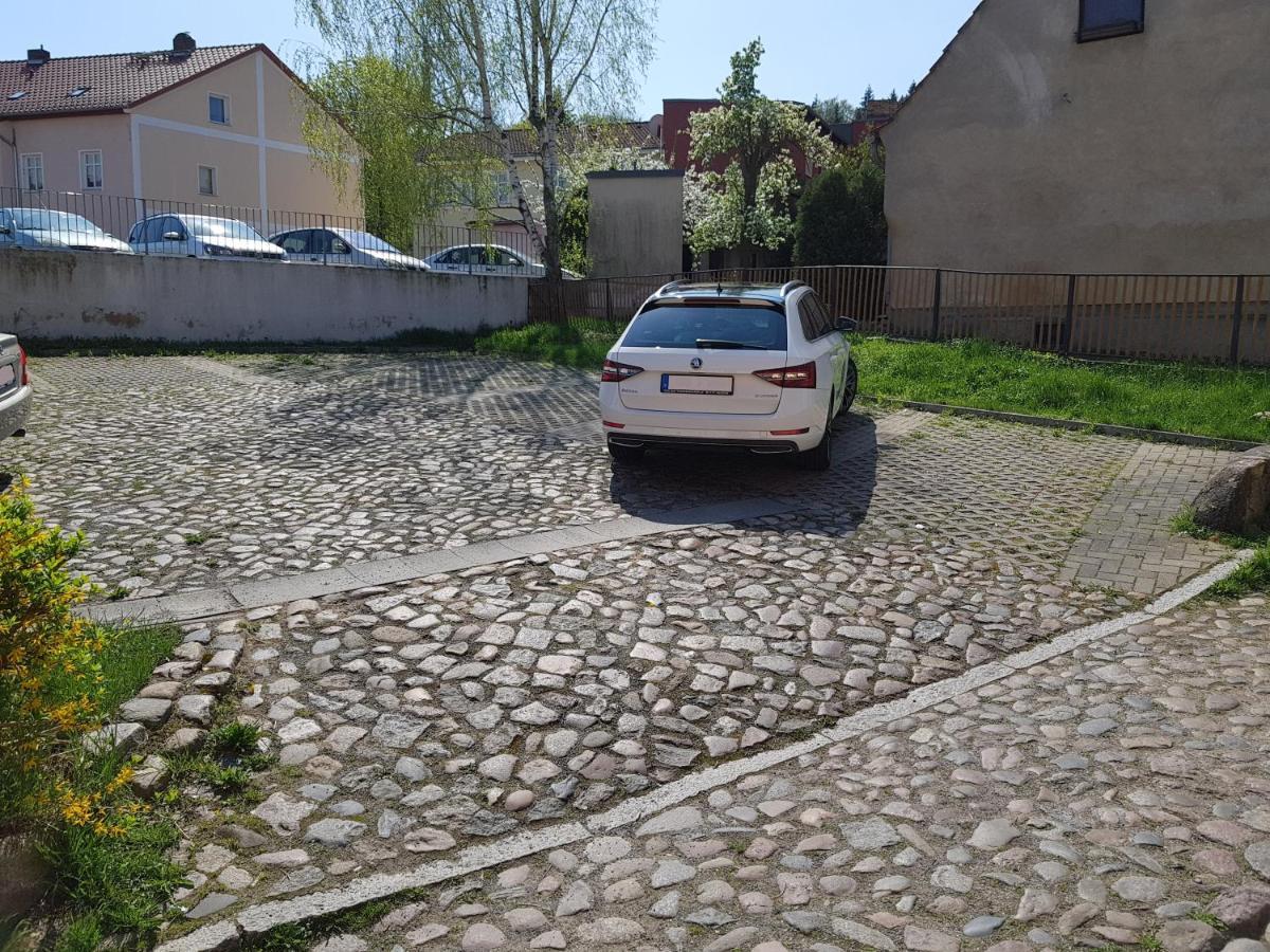 Hotel-Garni "Zum Loewen" Bad Freienwalde Dış mekan fotoğraf